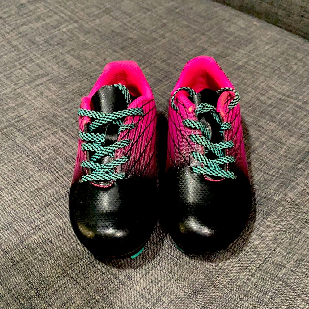 Toddler DSG soccer cleats size 10